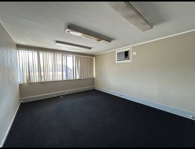 2,443M² WAREHOUSE TO LET IN EPPING INDUSTRIAL